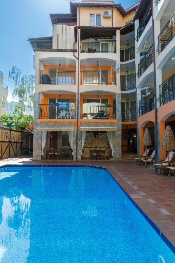 Casa Del Mar Apartments 써니비치 외부 사진